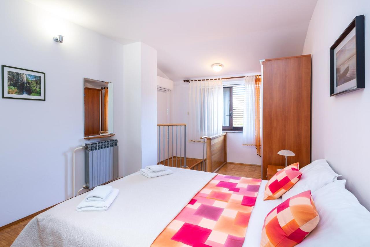 Maretic Appartement Medulin Buitenkant foto